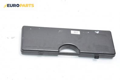 Триъгълник за Toyota Avensis II Station Wagon (04.2003 - 11.2008)