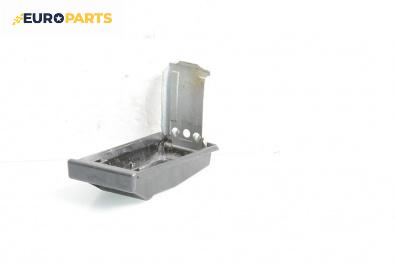 Пепелник за Nissan Almera II Hatchback (01.2000 - 12.2006)