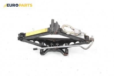 Крик за Ford Focus II Sedan (04.2005 - 09.2012)