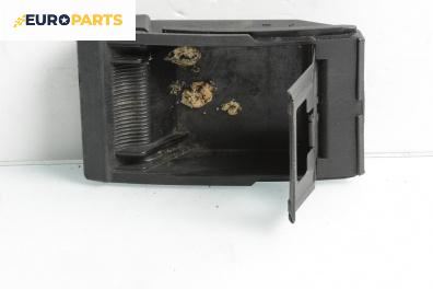 Пепелник за Volkswagen Polo Hatchback II (10.1994 - 10.1999)