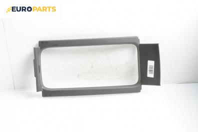 Централна конзола за Renault Vel Satis Hatchback (06.2002 - 07.2009)