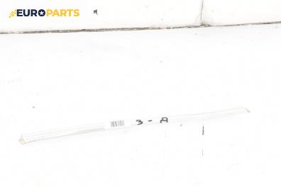 Външни лайсни за Volkswagen Passat IV Sedan B5.5 (10.2000 - 12.2005), комби, позиция: задна