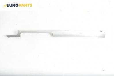 Интериорна лайсна за Audi A4 Avant B7 (11.2004 - 06.2008), 4+1 вр., комби