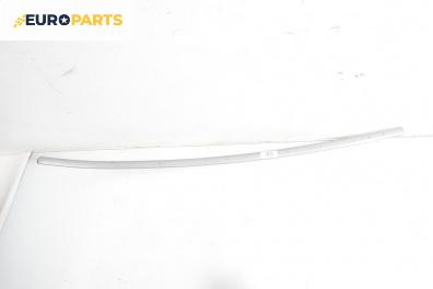 Външни лайсни за Ford Mondeo III Turnier (10.2000 - 03.2007), комби, позиция: предна