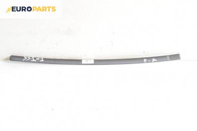 Външни лайсни за Ford Mondeo III Turnier (10.2000 - 03.2007), комби, позиция: предна