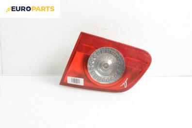 Вътрешен стоп за Volkswagen Passat V Variant B6 (08.2005 - 11.2011), комби, позиция: дясна