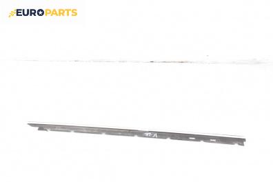 Външни лайсни за Audi A6 Avant C5 (11.1997 - 01.2005), комби, позиция: дясна