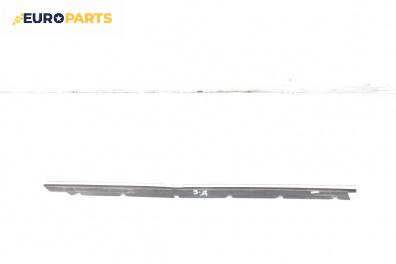 Външни лайсни за Audi A6 Avant C5 (11.1997 - 01.2005), комби, позиция: дясна