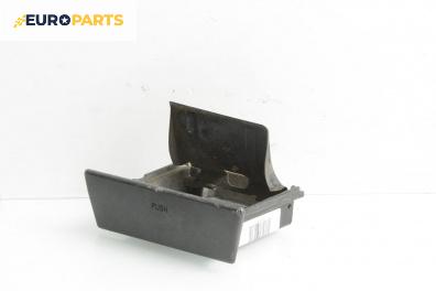 Пепелник за Toyota Avensis I Sedan (09.1997 - 02.2003)