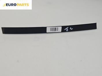 Външни лайсни за Mercedes-Benz C-Class Sedan (W205) (07.2013 - ...), седан, позиция: дясна