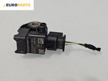 Сензор airbag за Mercedes-Benz C-Class Sedan (W205) (07.2013 - ...), № A 213 905 13 00