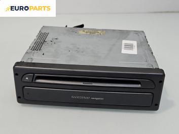 GPS навигация за Renault Scenic II Minivan (06.2003 - 07.2010), №  8200339751