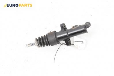 Долна помпа за съединител за Peugeot 207 Hatchback (02.2006 - 12.2015)