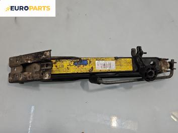 Крик за Mercedes-Benz M-Class SUV (W163) (02.1998 - 06.2005)