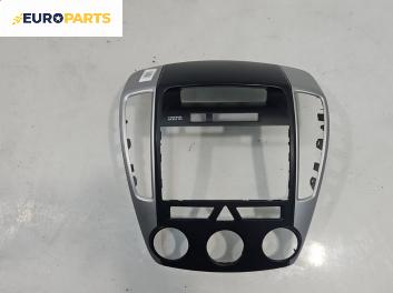 Централна конзола за Kia Cee'd Sportswagon I (09.2007 - 12.2012)