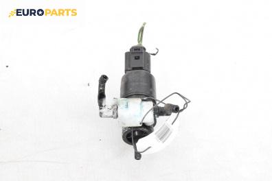 Помпичка за чистачки за Volkswagen Golf IV Hatchback (08.1997 - 06.2005)