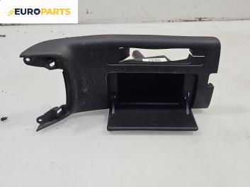 Централна конзола за Toyota Avensis II Liftback (04.2003 - 11.2008)