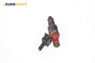 Дюза бензин за Mercedes-Benz C-Class Sedan (W202) (03.1993 - 05.2000) C 200 (202.020), 136 к.с.