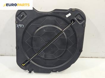 Стойка резервна гума за Ford Focus I Estate (02.1999 - 12.2007)