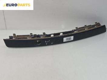 Лайсна под фар за Audi A8 Sedan 4E (10.2002 - 07.2010), седан, позиция: дясна