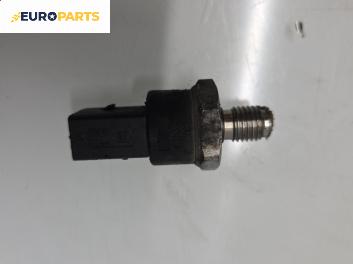 Датчик за налягане на горивото за Mercedes-Benz C-Class Sedan (W203) (05.2000 - 08.2007)