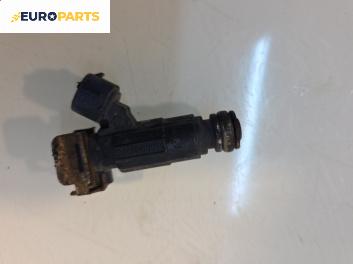 Дюза бензин за Nissan Micra II Hatchback (01.1992 - 02.2003) 1.4 i 16V, 82 к.с.