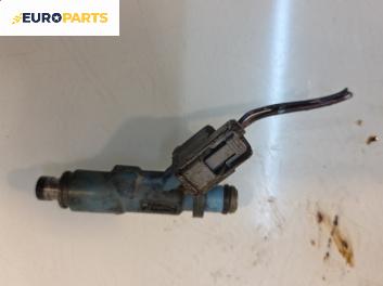 Дюза бензин за Toyota Yaris Hatchback I (01.1999 - 12.2005) 1.0 16V, 68 к.с.