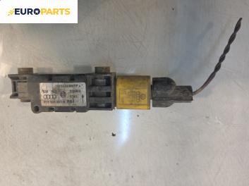Сензор airbag за Audi A3 Hatchback II (05.2003 - 08.2012), №  8E0959651B
