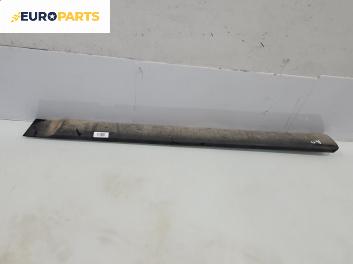 Външни лайсни за Peugeot Partner Box I (04.1996 - 12.2015), товарен, позиция: предна