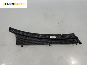 Кора под чистачки за Mercedes-Benz C-Class Sedan (W202) (03.1993 - 05.2000), 4+1 вр., седан