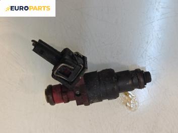 Дюза бензин за Mercedes-Benz C-Class Sedan (W202) (03.1993 - 05.2000) C 180 (202.018), 122 к.с.