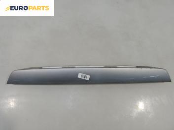 Лайсна заден капак за Mazda 626 V Sedan (05.1997 - 10.2002), седан, позиция: задна