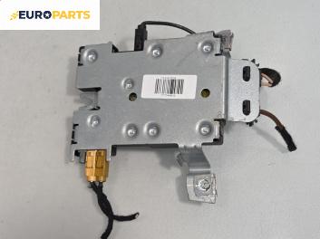 Усилвател антена за Audi A3 Hatchback II (05.2003 - 08.2012), № 8P0035225