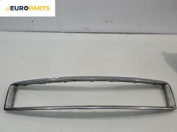 Външни лайсни за Audi A8 Sedan 4E (10.2002 - 07.2010), позиция: предна