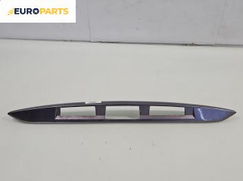 Лайсна заден капак за Mitsubishi Grandis Minivan (03.2003 - 12.2011), позиция: задна