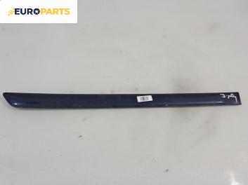 Външни лайсни за Toyota Corolla E12 Hatchback (11.2001 - 02.2007), позиция: дясна