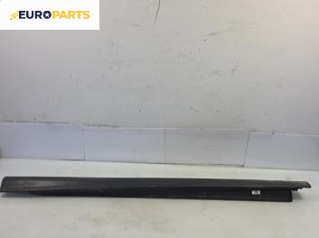 Праг за Ford Focus III Estate (07.2010 - 09.2018), 4+1 вр., позиция: лява