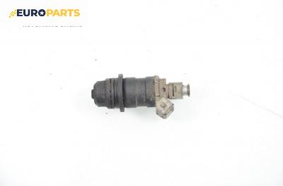 Дюза бензин за Audi 80 Avant B4 (09.1991 - 01.1996) 1.6 E, 101 к.с.