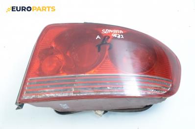 Стоп за Hyundai Sonata IV Sedan (03.1998 - 12.2005), седан, позиция: дясна, № 92402-3D0