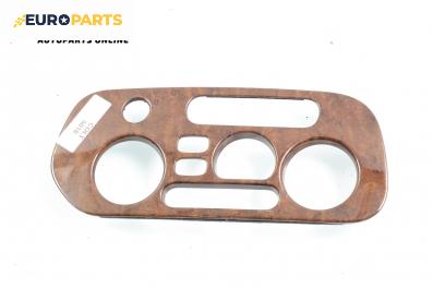 Централна конзола за Mitsubishi Colt V Hatchback (09.1995 - 09.2003)