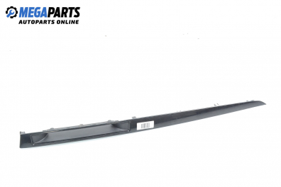 Интериорна лайсна за Mazda 3 Hatchback (BK) (10.2003 - 12.2009), 4+1 вр., хечбек